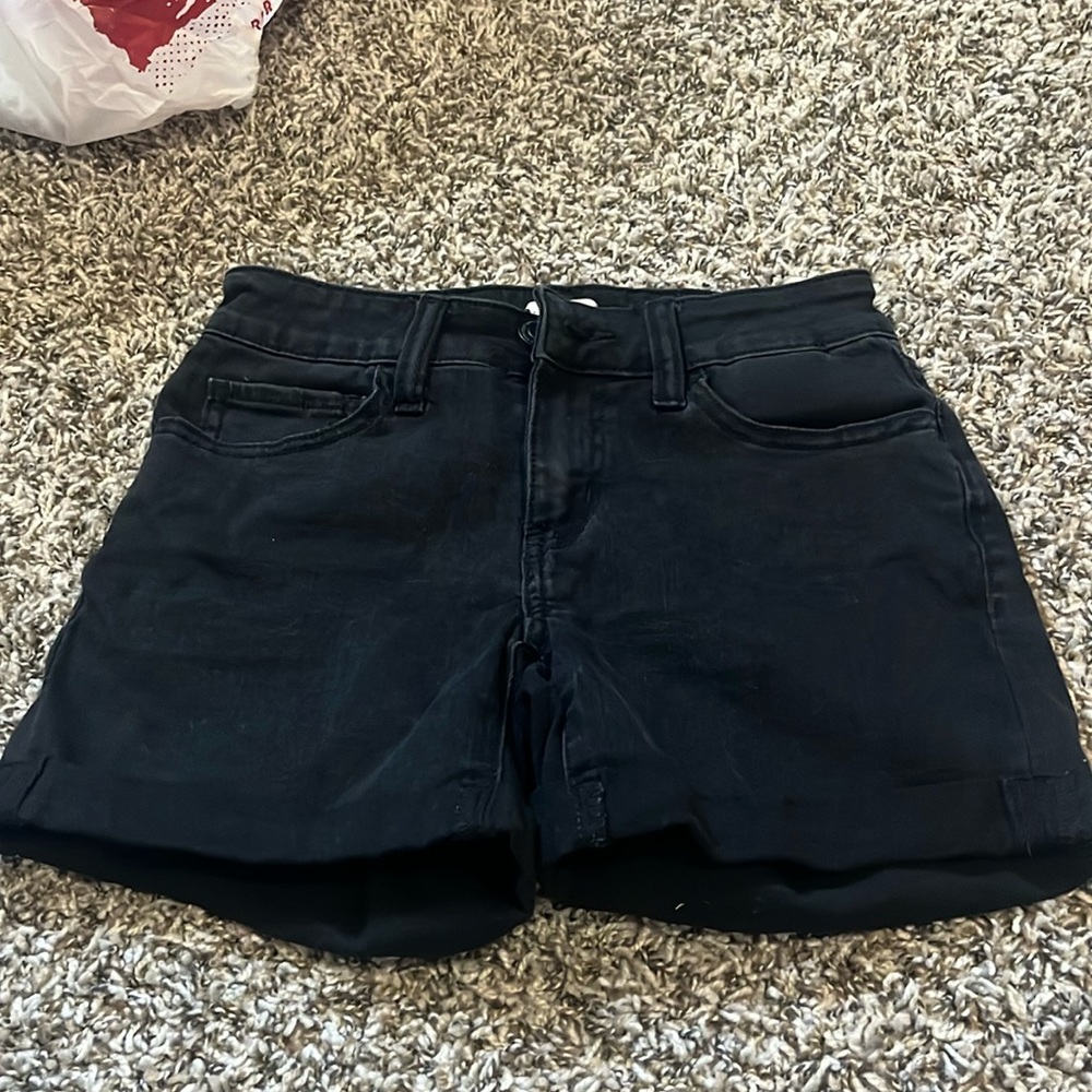 SO black jean shorts